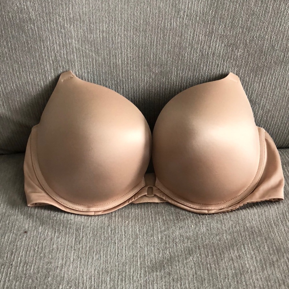 Victoria’s Secret Very Sexy Plunge Bra